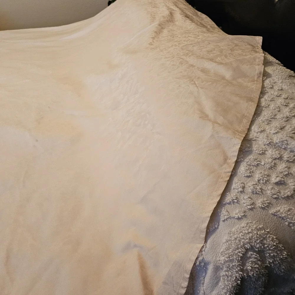 WATERFORD Ivory Floral Tablecloth Round 70